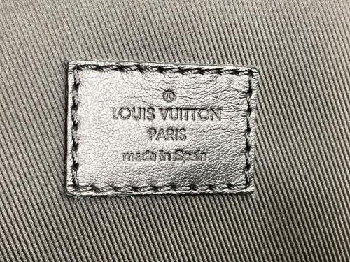 LOUIS VUITTON（ルイ ヴィトン）LOUIS VUITTON (ルイ ヴィトン) トリオ バックパック ブラックの古着・服飾アイテム