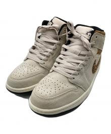 NIKE（ナイキ）の古着「Air Jordan 1 Mid SE "Brown Elephant/Safari" ナイキ エアジョーダン1 ミッド SE "ブラウン エレファント/サファリ"」｜ベージュ