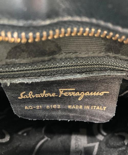 Salvatore Ferragamo（サルヴァトーレ フェラガモ）Salvatore Ferragamo (サルヴァトーレ フェラガモ) ガンチーニワンショルダーバッグ ネイビーの古着・服飾アイテム