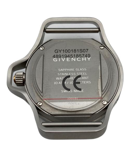 GIVENCHY（ジバンシィ）GIVENCHY (ジバンシィ) SEVENTEENウォッチ グレーの古着・服飾アイテム