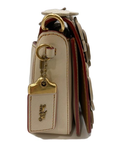 COACH（コーチ）COACH (コーチ) ティーローズ ディンキー チェーン ショルダーバッグ アイボリーの古着・服飾アイテム