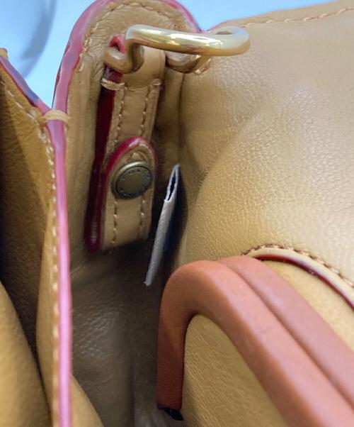 COACH（コーチ）COACH (コーチ) ティーローズ ディンキー チェーン ショルダーバッグ アイボリーの古着・服飾アイテム