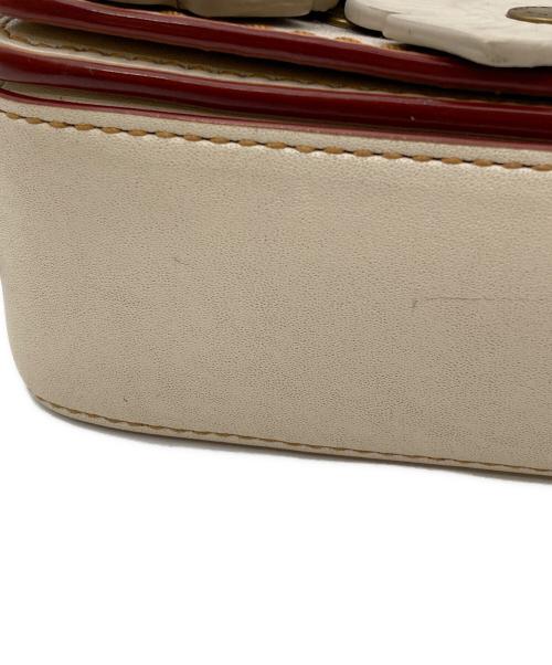 COACH（コーチ）COACH (コーチ) ティーローズ ディンキー チェーン ショルダーバッグ アイボリーの古着・服飾アイテム