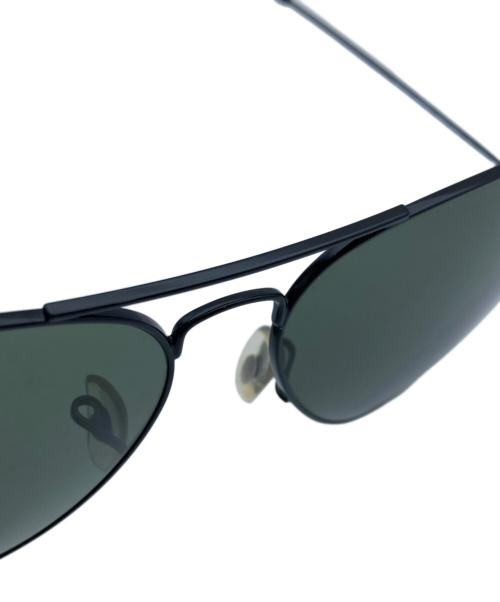 RAY-BAN（レイバン）RAY-BAN (レイバン) AVIATOR CLASSIC ブラックの古着・服飾アイテム