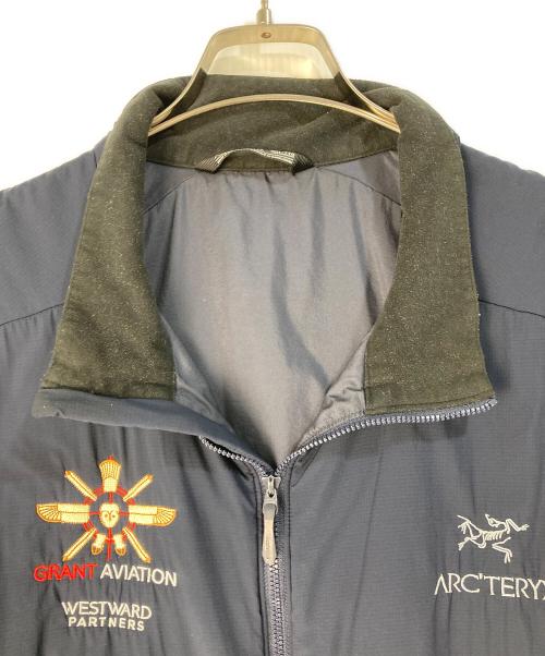 ARC'TERYX（アークテリクス）ARC'TERYX (アークテリクス) Atom LT Vest/アトム LT ベスト ネイビー サイズ:XXLの古着・服飾アイテム