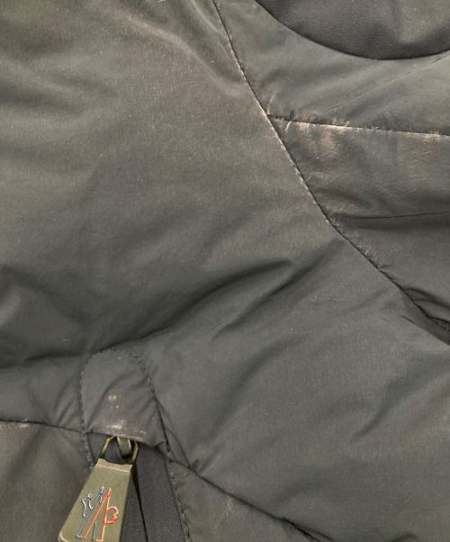 MONCLER GRENOBLE（モンクレール グルノーブル）MONCLER GRENOBLE (モンクレール グルノーブル) ダウンジャケット ネイビー サイズ:Sの古着・服飾アイテム
