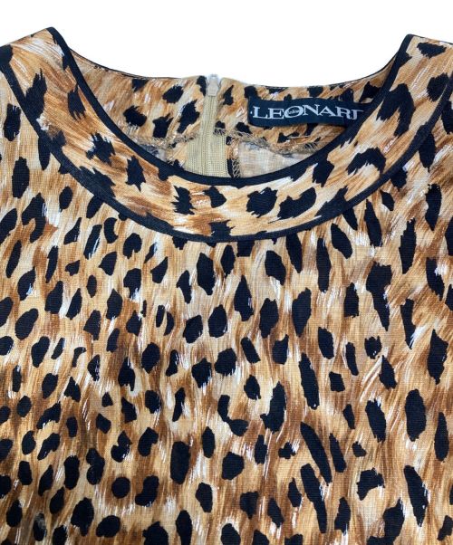 LEONARD（レオナール）LEONARD (レオナール) セットアップ ベージュ サイズ:Mの古着・服飾アイテム