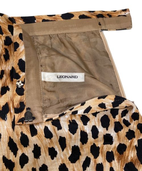 LEONARD（レオナール）LEONARD (レオナール) セットアップ ベージュ サイズ:Mの古着・服飾アイテム