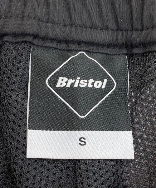 F.C.R.B.（エフシーレアルブリストル）F.C.R.B. (エフシーアールビー) MLB TOUR ALL TEAM BIG STAR SHORTS ブラック サイズ:S 未使用品の古着・服飾アイテム