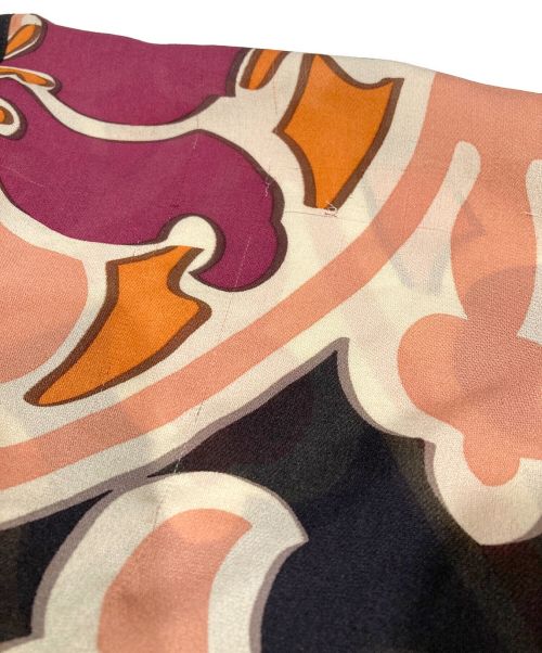 GUCCI（グッチ）GUCCI (グッチ) 総柄シルクブラウス ブラック×オレンジ サイズ:38の古着・服飾アイテム