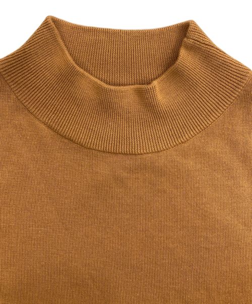 L'appartement（アパルトモン）L'appartement (アパルトモン) ハイネックノースリーブニット マスタード サイズ:Freeの古着・服飾アイテム