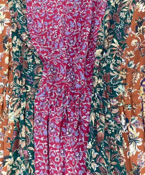 Lois CRAYON（ロイスクレヨン）Lois CRAYON (ロイスクレヨン) 総柄ノースリーブワンピース マルチカラー サイズ:Mの古着・服飾アイテム