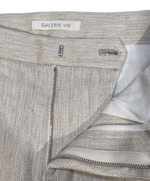 GALERIE VIE（ギャルリーヴィー）GALERIE VIE (ギャルリーヴィー) コットンリネンストレッチテーパードパンツ アイボリー サイズ:XS(32)の古着・服飾アイテム