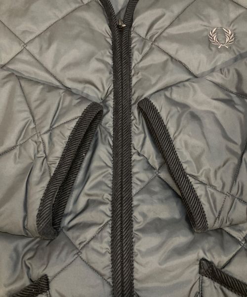 FRED PERRY（フレッドペリー）FRED PERRY (フレッドペリー) LAVENHAM (ラベンハム) QUILTED LINER グレー サイズ:Sの古着・服飾アイテム