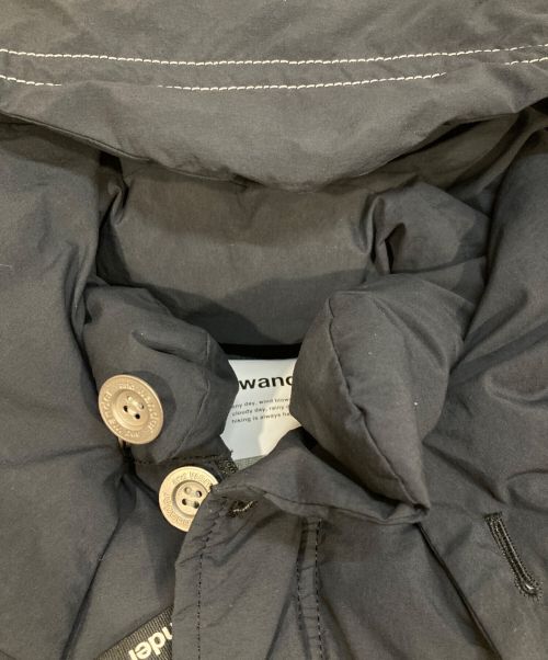 and wander（アンドワンダー）and wander (アンドワンダー) tough down jacket ネイビー サイズ:2の古着・服飾アイテム