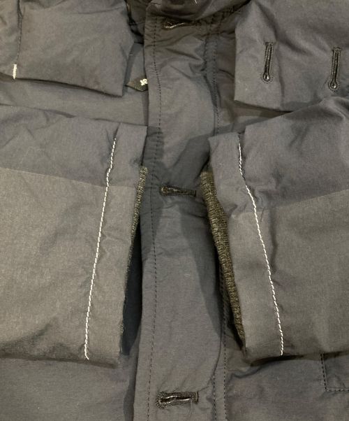 and wander（アンドワンダー）and wander (アンドワンダー) tough down jacket ネイビー サイズ:2の古着・服飾アイテム