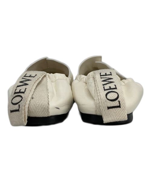 LOEWE（ロエベ）LOEWE (ロエベ) FLAMENCO BALLERINAパンプス ホワイト サイズ:23.5cm(37)の古着・服飾アイテム
