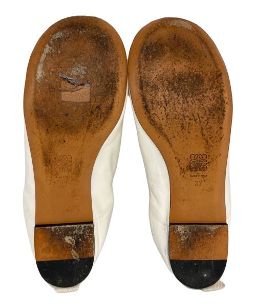 LOEWE（ロエベ）LOEWE (ロエベ) FLAMENCO BALLERINAパンプス ホワイト サイズ:23.5cm(37)の古着・服飾アイテム