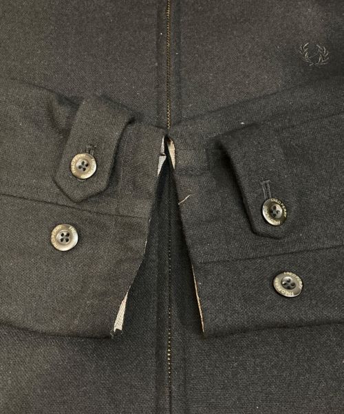 FRED PERRY（フレッドペリー）FRED PERRY (フレッドペリー) Reversible Harrington Mac ブラック×グレー サイズ:XLの古着・服飾アイテム