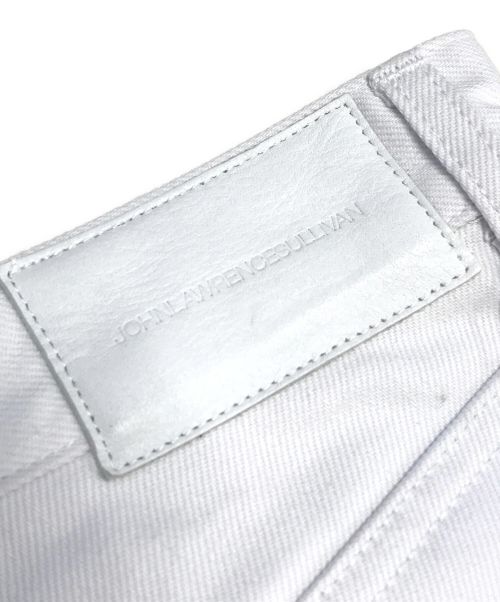 JOHN LAWRENCE SULLIVAN（ジョン ローレンス サリバン）JOHN LAWRENCE SULLIVAN (ジョン ローレンス サリバン) LEATHER PATCH DENIM ホワイト サイズ:44の古着・服飾アイテム