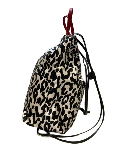 MARNI（マルニ）MARNI (マルニ) 2WAYリュック ホワイト×ブラックの古着・服飾アイテム