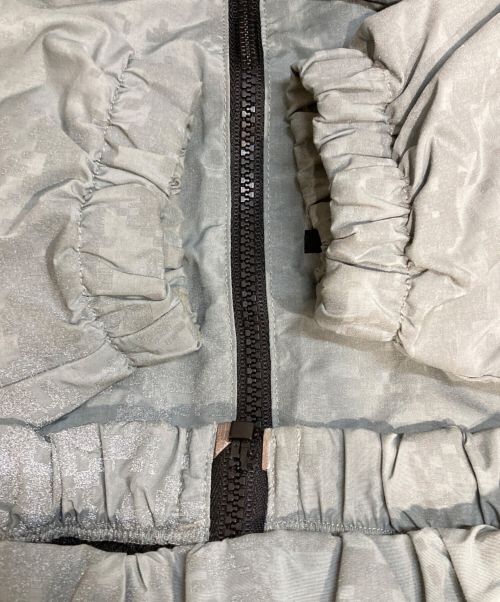 US ARMY（ユーエスアーミー）US ARMY (ユーエスアーミー) IPFUリフレクタートレーニングジャケット グレー サイズ:Small Reglarの古着・服飾アイテム