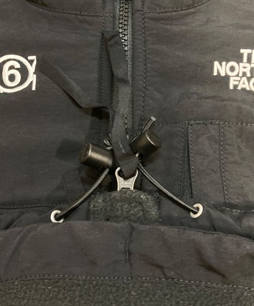 MM6 Maison Margiela（エムエムシックスメゾンマルジェラ）MM6 Maison Margiela (エムエムシックス メゾンマルジェラ) THE NORTH FACE (ザ ノース フェイス) CIRCLE DENALI TOP ブラック サイズ:Sの古着・服飾アイテム