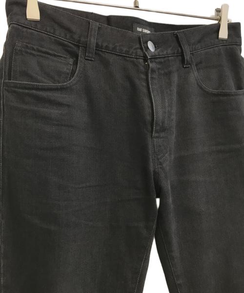 RAF SIMONS（ラフシモンズ）RAF SIMONS (ラフシモンズ) CLASSIC DEMIN PANTS ブラック サイズ:29の古着・服飾アイテム