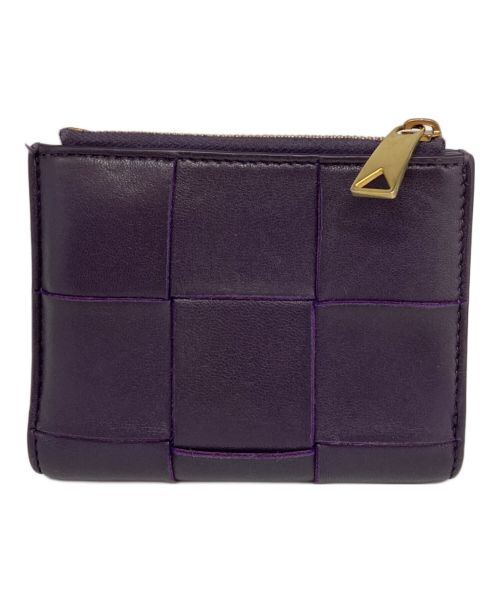 BOTTEGA VENETA（ボッテガベネタ）BOTTEGA VENETA (ボッテガベネタ) スモールカセット二つ折りファスナーウォレット パープルの古着・服飾アイテム
