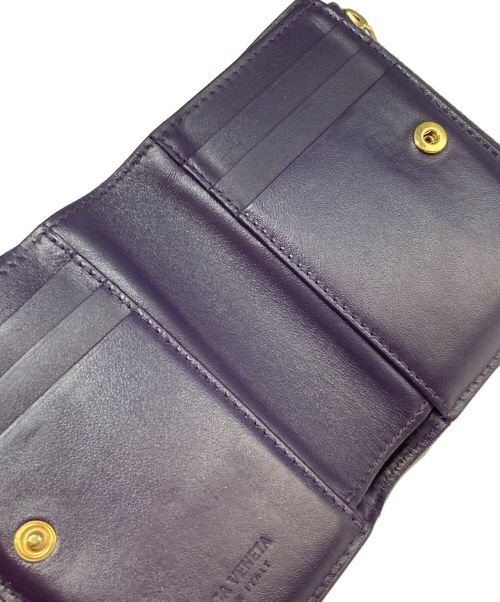 BOTTEGA VENETA（ボッテガベネタ）BOTTEGA VENETA (ボッテガベネタ) スモールカセット二つ折りファスナーウォレット パープルの古着・服飾アイテム