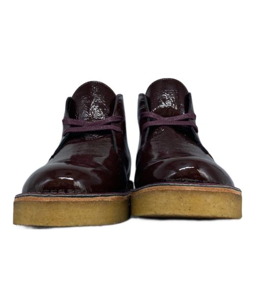 CLARKS（クラークス）CLARKS (クラークス) 厚底エナメルチャッカーブーツ ブラウン サイズ:UK6の古着・服飾アイテム