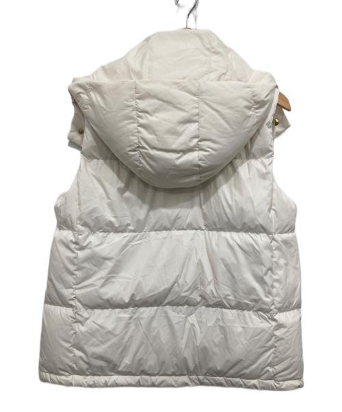 UNTITLED（アンタイトル）UNTITLED (アンタイトル) フード付きダウンベスト ホワイト サイズ:2LTの古着・服飾アイテム