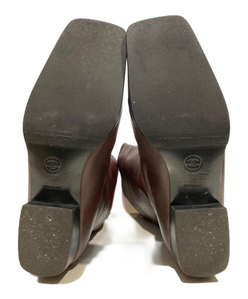 CHANEL（シャネル）CHANEL (シャネル) スクエアトゥロングブーツ ブラウン サイズ:23.5cm(37)の古着・服飾アイテム