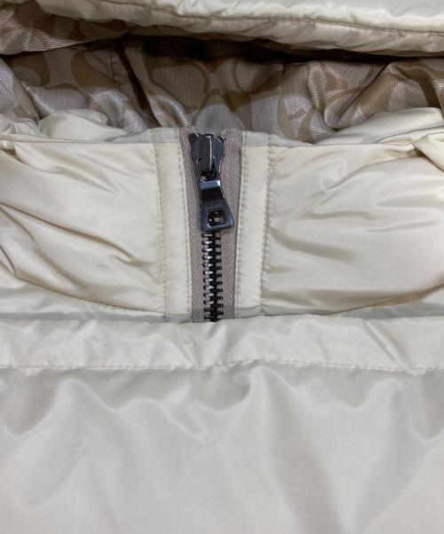COACH（コーチ）COACH (コーチ) ダウンベスト アイボリー サイズ:Sの古着・服飾アイテム
