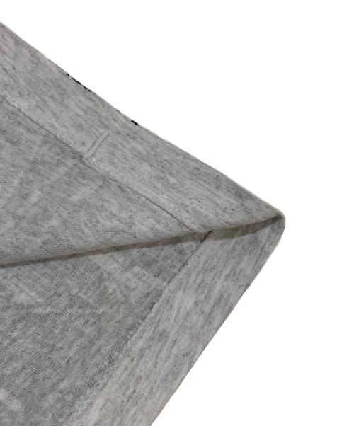 M.C.Escher（マウリッツ・コルネリス・エッシャー）M.C.Escher (マウリッツ・コルネリス・エッシャー) MANY FACE TEE グレー サイズ:L (42-44)の古着・服飾アイテム