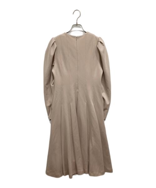 CELFORD（セルフォード）CELFORD (セルフォード) ロングスリーブポンチフレアワンピース ベージュ サイズ:Mの古着・服飾アイテム