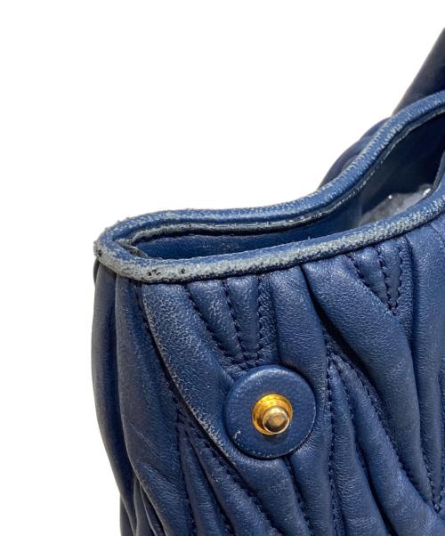 MIU MIU（ミュウミュウ）MIU MIU (ミュウミュウ) 2WAYバッグ ネイビーの古着・服飾アイテム