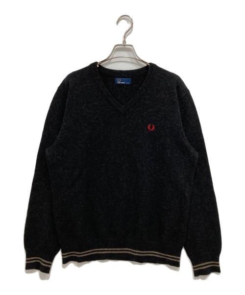 FRED PERRY（フレッドペリー）FRED PERRY (フレッドペリー) Vネックニット ブラック サイズ:XLの古着・服飾アイテム