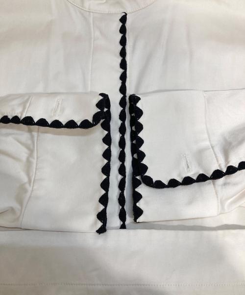 YORI（ヨリ）YORI (ヨリ) ハマグリ刺繍ブラウス ホワイト サイズ:Mの古着・服飾アイテム