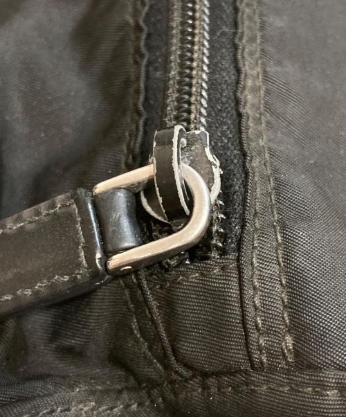 PRADA（プラダ）PRADA (プラダ) ナイロンショルダーバッグ ブラックの古着・服飾アイテム