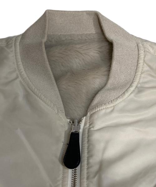 ALPHA（アルファ）ALPHA (アルファ) Snidel (スナイデル) リバーシブルブルゾン アイボリー サイズ:FREEの古着・服飾アイテム