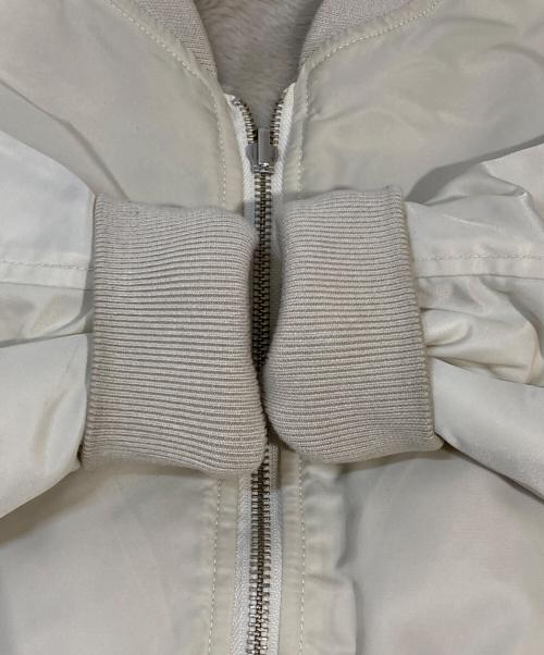 ALPHA（アルファ）ALPHA (アルファ) Snidel (スナイデル) リバーシブルブルゾン アイボリー サイズ:FREEの古着・服飾アイテム