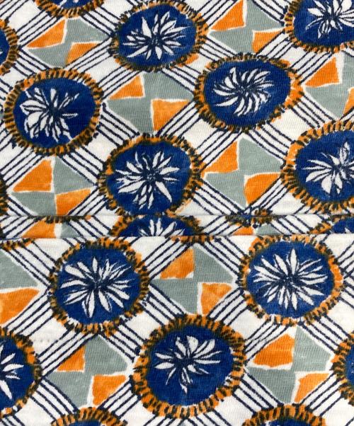 45R（フォーティファイブ・アール）45R (フォーティファイブ・アール) 総柄タンクトップ オレンジ サイズ:Mの古着・服飾アイテム