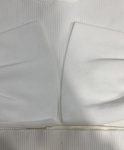 anuans（アニュアンス）anuans (アニュアンス) スリーブフレアシンプルニット ホワイト サイズ:Freeの古着・服飾アイテム