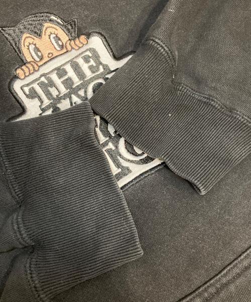 BlackEyePatch（ブラックアイパッチ）BlackEyePatch (ブラックアイパッチ) FLYING OG LABEL HOODIE ブラック サイズ:XLの古着・服飾アイテム