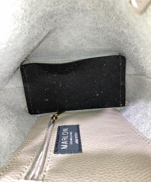 MARLON FIRENZE（マーロンフィレンツェ）MARLON FIRENZE (マーロンフィレンツェ) SHOPPER MINI STUDS ベージュの古着・服飾アイテム