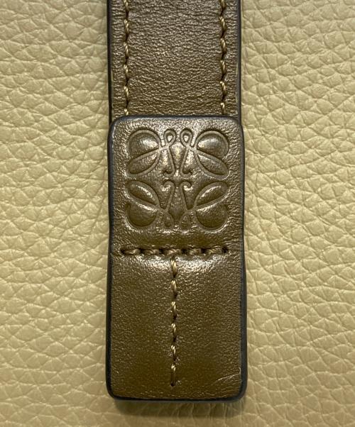 LOEWE（ロエベ）LOEWE (ロエベ) バーティカルウォレット ライトグリーンの古着・服飾アイテム