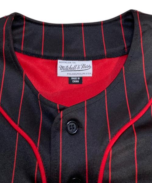 MITCHELL & NESS（ミッチェルアンドネス）MITCHELL & NESS (ミッチェルアンドネス) FUBU (フブ) ベースボールシャツ ブラック サイズ:Lの古着・服飾アイテム