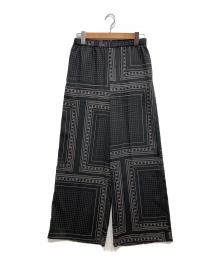 AP STUDIO（エーピーストゥディオ）の古着「スカーフプリントパンツ」｜ブラック