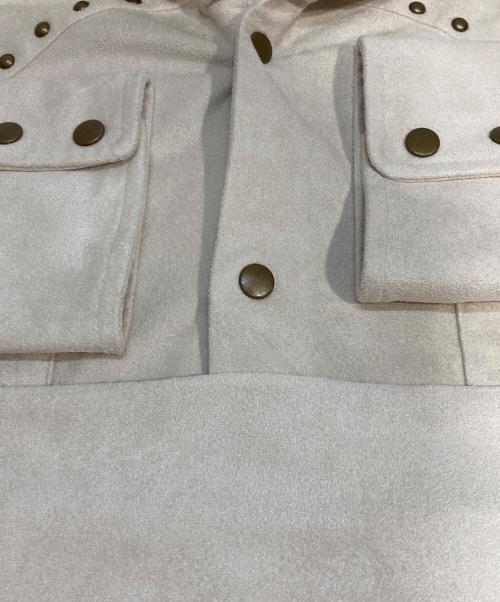 BADWAY（バッドウェイ）BADWAY (バッドウェイ) Suede Western studs shirt アイボリー サイズ:Lの古着・服飾アイテム